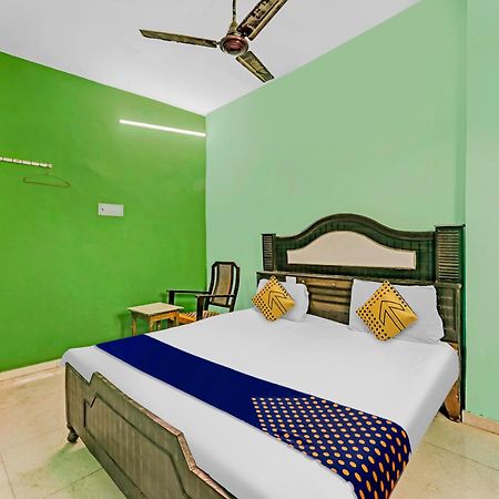 Spot On 81122 Saket Honest Hotel Ayodhya Eksteriør bilde