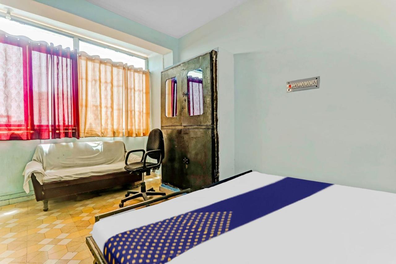 Spot On 81122 Saket Honest Hotel Ayodhya Eksteriør bilde